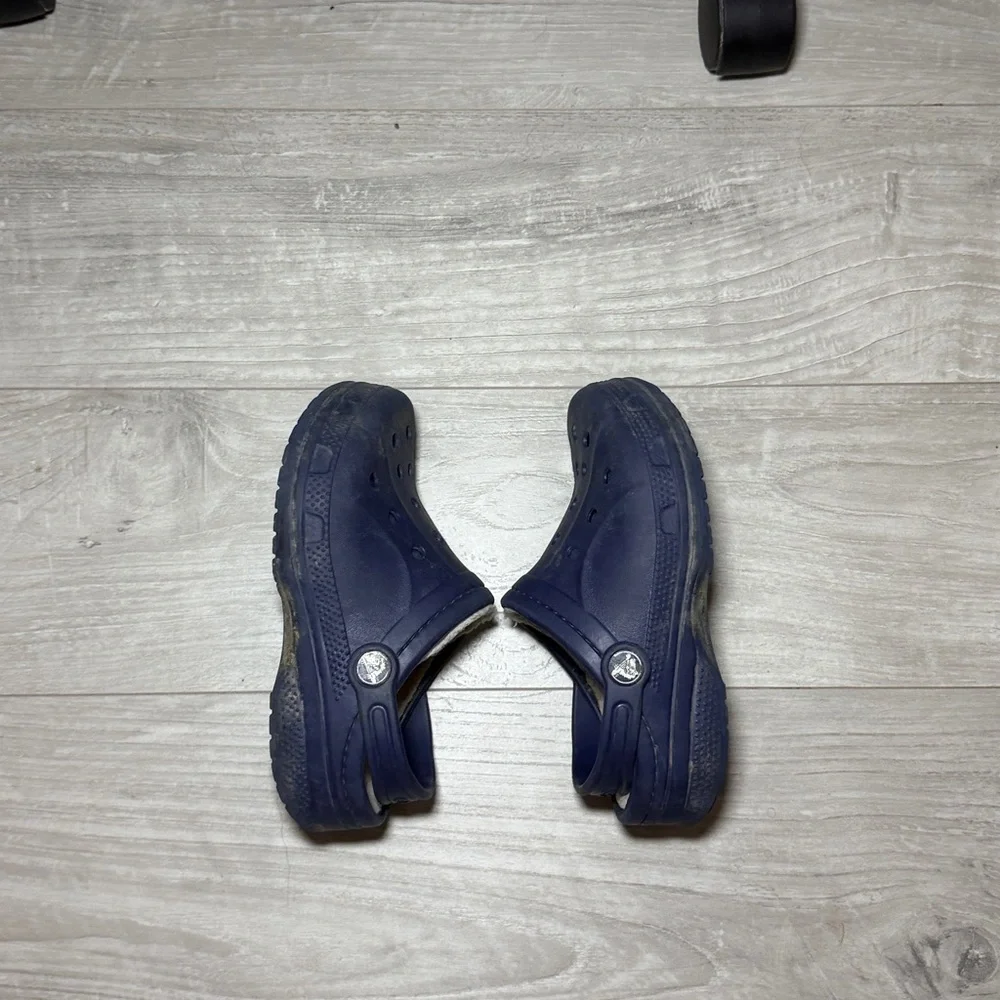 Kids Navy Crocs Size 12 13 Slip on Fleece lined